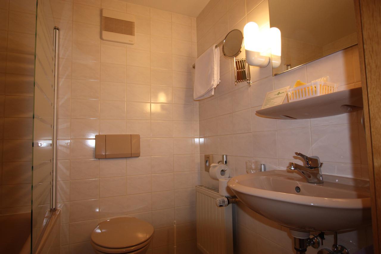 Hotel Buergerhof Hohenstein-Ernstthal Ngoại thất bức ảnh