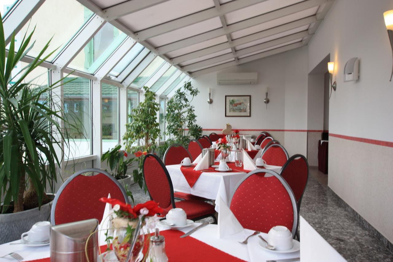 Hotel Buergerhof Hohenstein-Ernstthal Ngoại thất bức ảnh