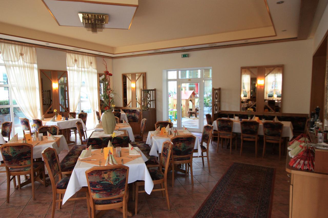 Hotel Buergerhof Hohenstein-Ernstthal Ngoại thất bức ảnh