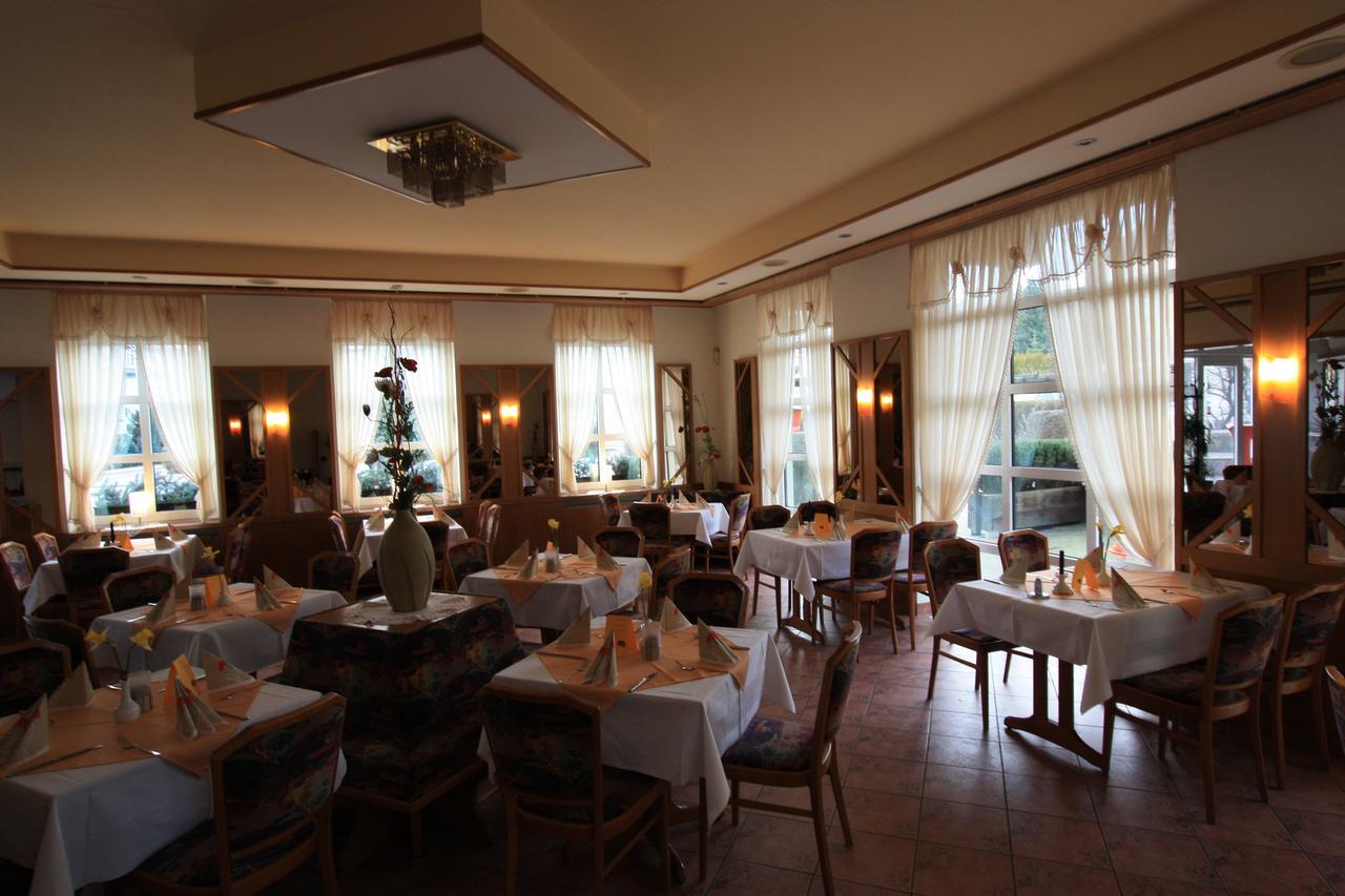 Hotel Buergerhof Hohenstein-Ernstthal Ngoại thất bức ảnh