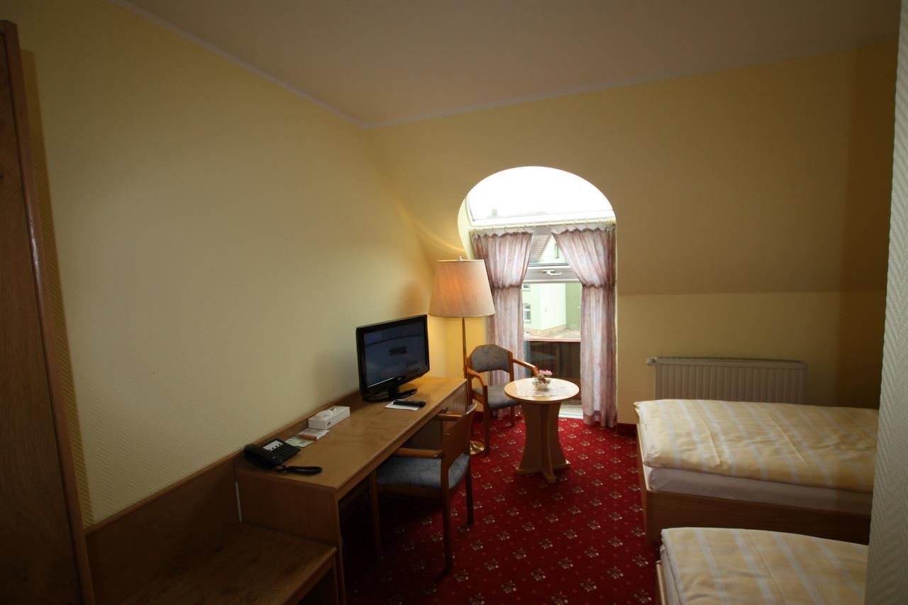 Hotel Buergerhof Hohenstein-Ernstthal Ngoại thất bức ảnh